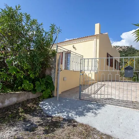 Vakantiehuis Porto Taverna Holiday Vaccileddi
