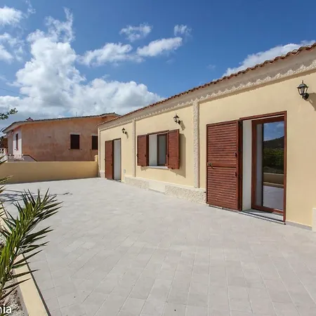 Porto Taverna Holiday Vakantiehuis Vaccileddi